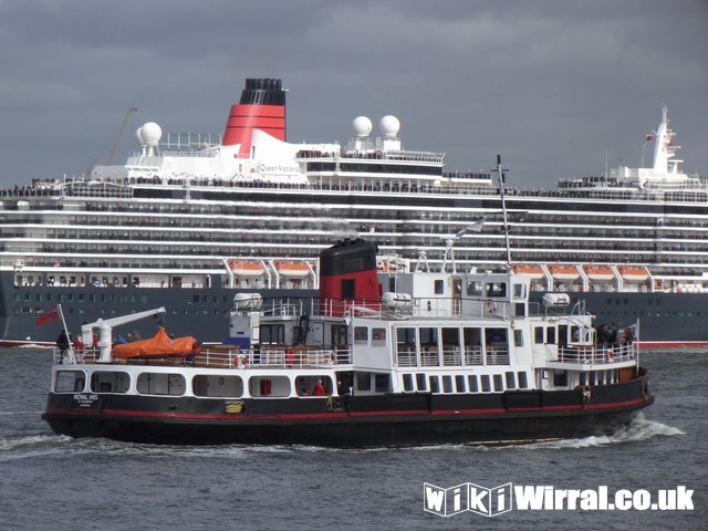 Attached picture Queen mary leaving 010 (Copy).JPG